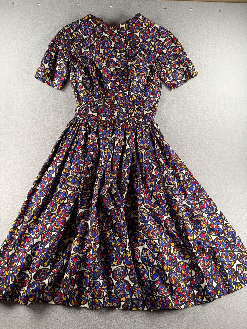 Vintage Anne Fogarty Fit & Flare Dress Multicolor Print Full Skirt Short Sleeve